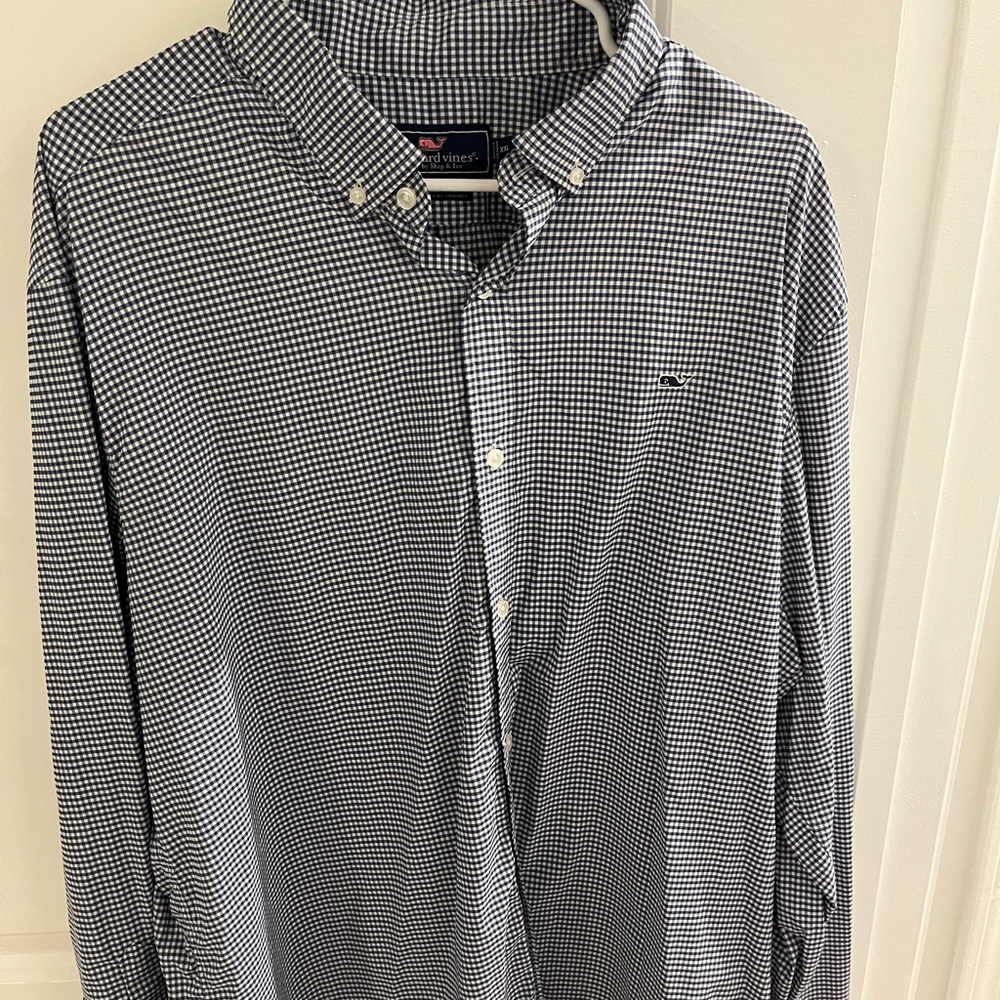 Performance Vinyard vines XXL button up